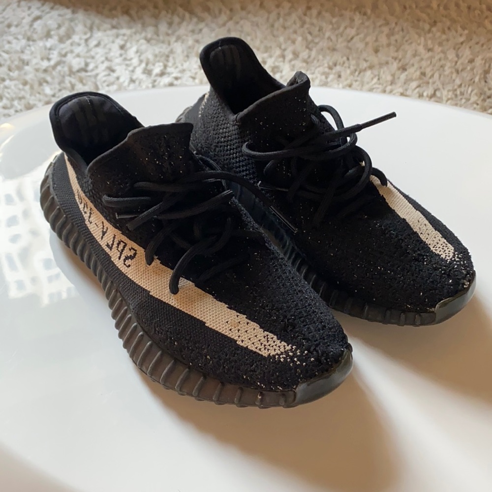 Adidas Yeezy 350 V2 Boost Oreo